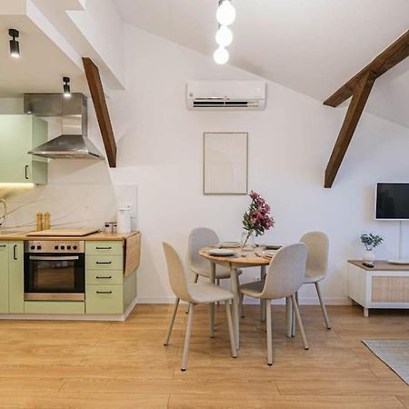 Appartement Cozy Loft Under The Wawel Sky à Cracovie Extérieur photo